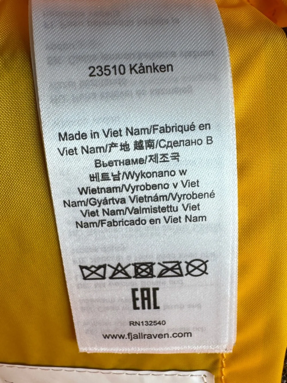 Authentic Fjallraven Kanken Classic Backpack - Warm Yellow Ochre (Mint/Like New)